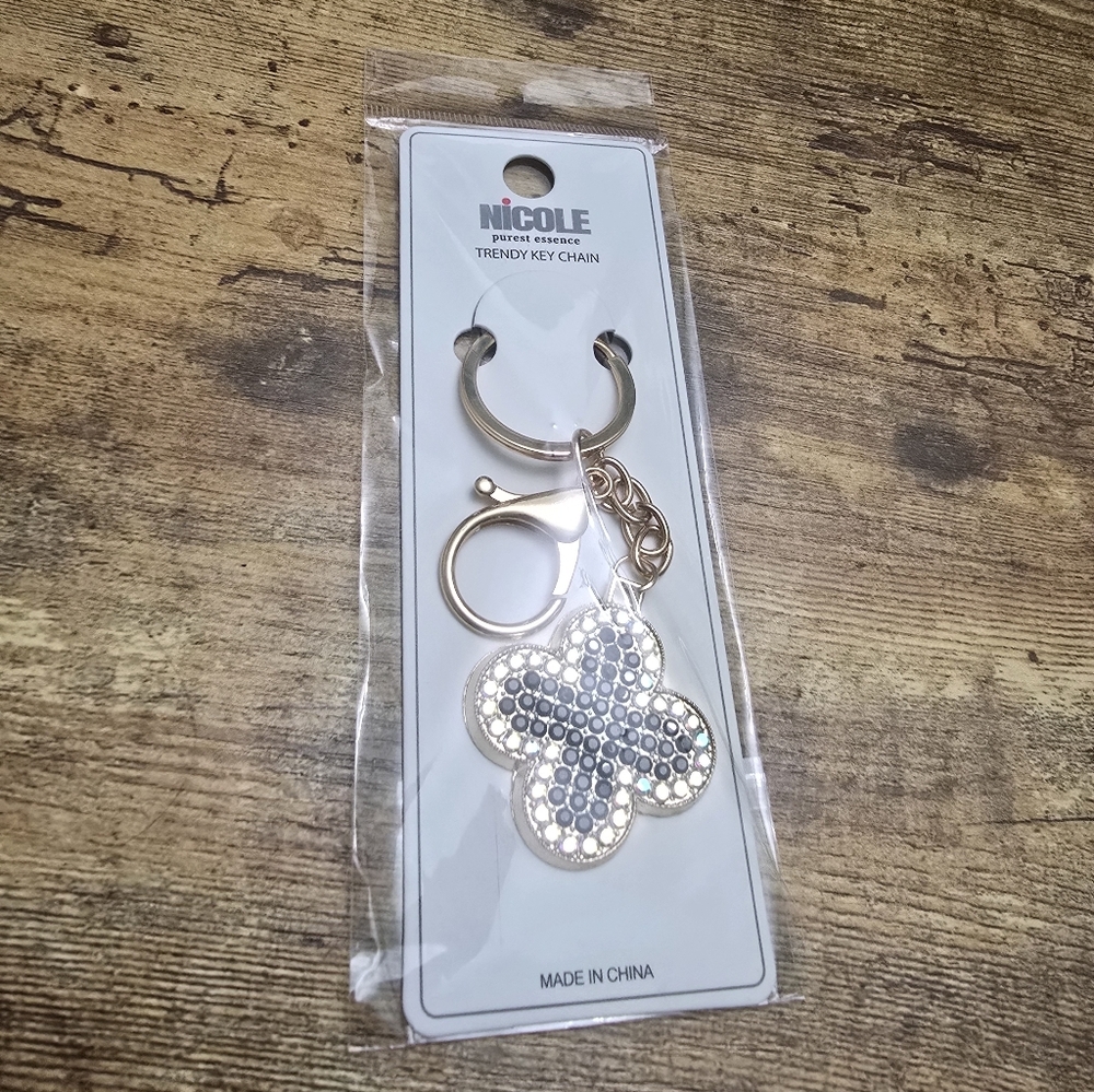 New Nicole Gold Flower Keychain with Rhinestones